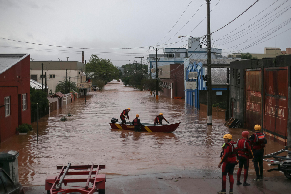 Venezuela brindará su apoyo a Brasil ante las devastadoras inundaciones