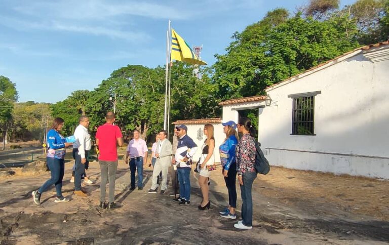 Delegación del Colegio de Odontólogos de Venezuela visitó museos ...