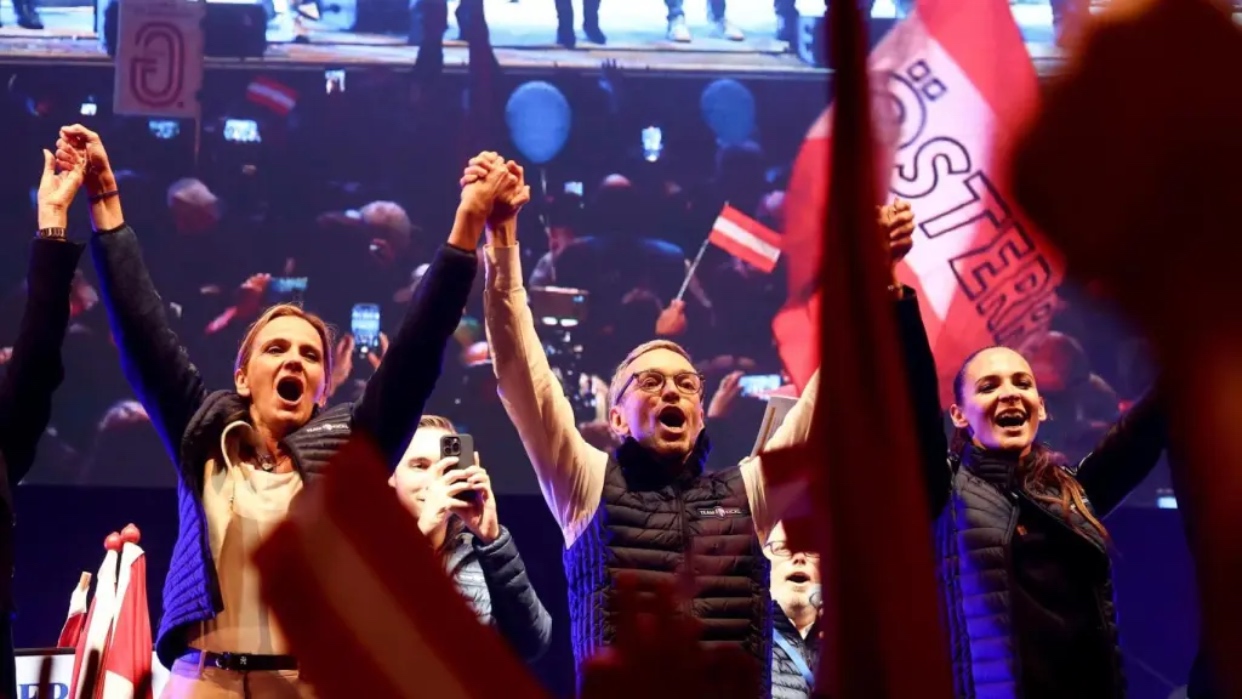 la-ultraderecha-gana-por-primera-vez-las-elecciones-generales-en-austria-159360