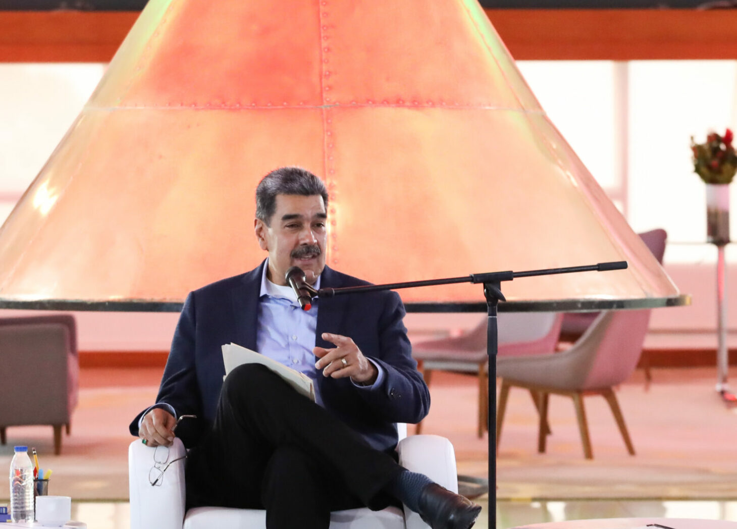 08_ZC_L8038_P-1536x1500-1-1460x1048