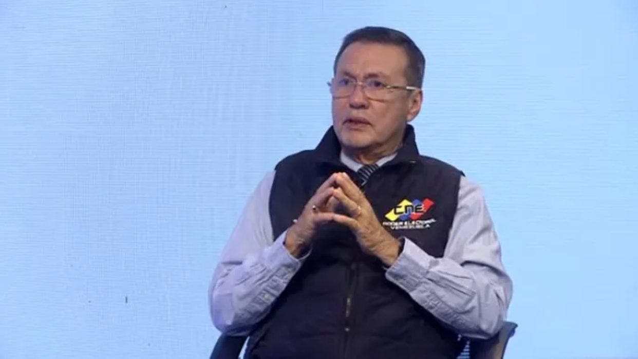 designado-conrado-perez-como-nuevo-rector-principal-del-cne-160672