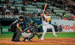 aguilas-gano-el-duelo-ofensivo-contra-leones-30716.jpg