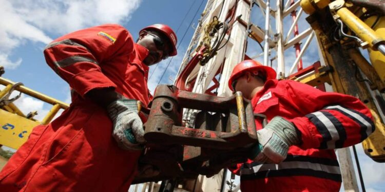 trabajadores-pdvsa-1-750x375