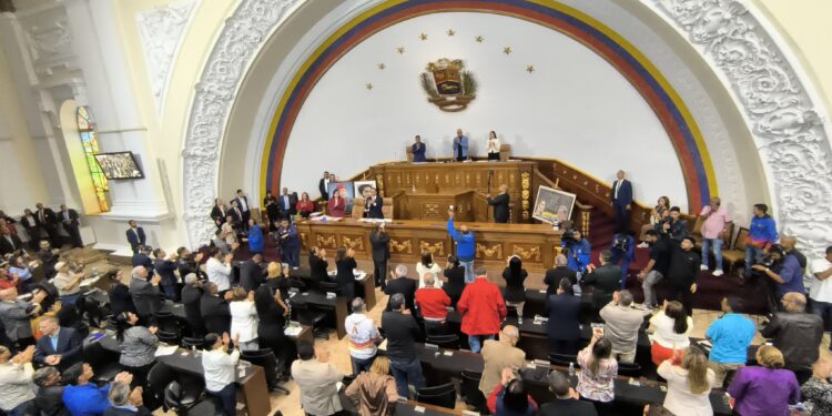 Gkz1UYlWYAAVyX0-750x375