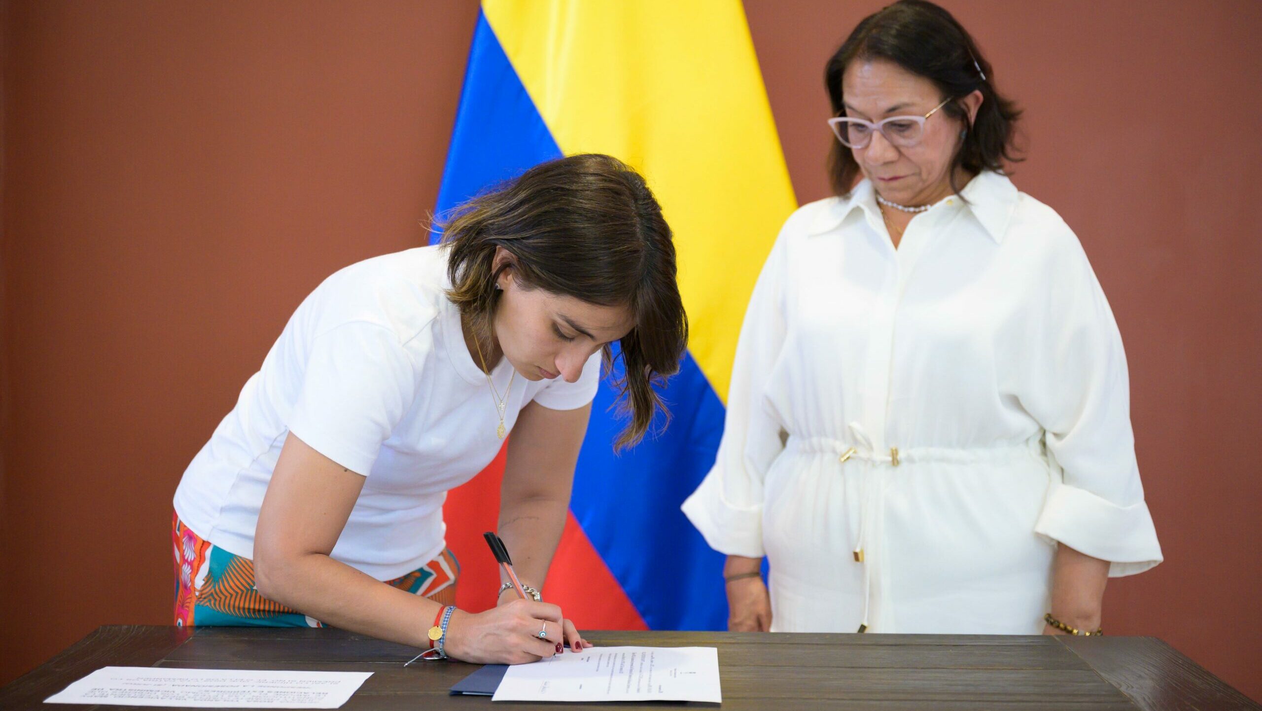 LAURA-scaled-e1752001104121