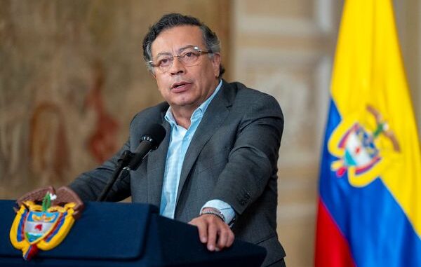 Gustavo-Petro-600x381-1