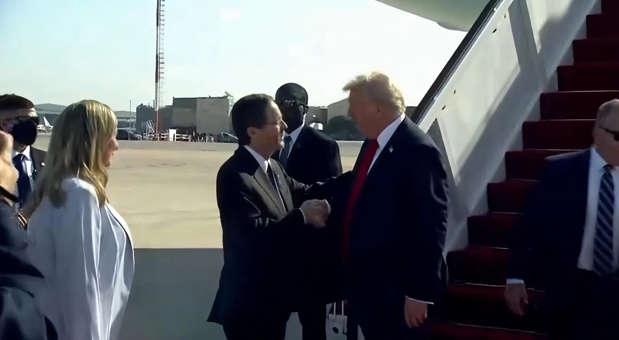 Screenshot_20251013_072533_org_telegram_messenger_LaunchActivity_edit_4344433857352