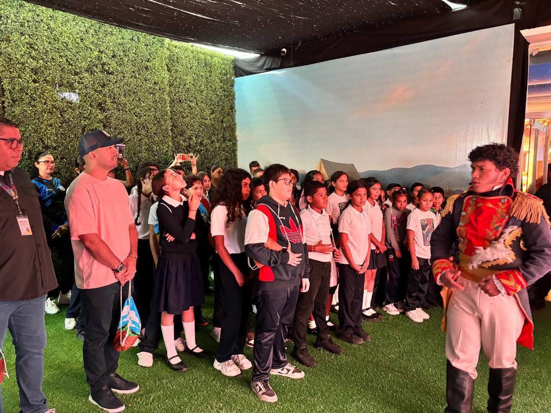 Inició la Expo Simón en Bolívar