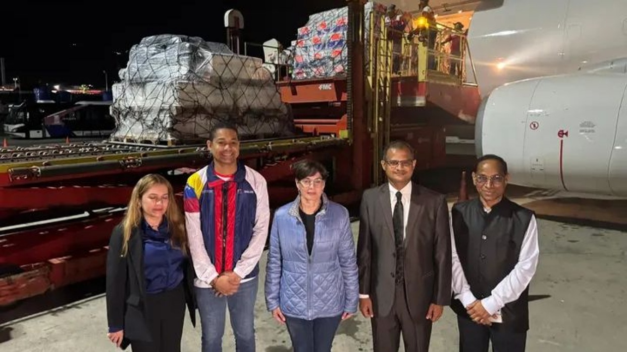 arriba-cargamento-de-vacunas-a-venezuela-187655