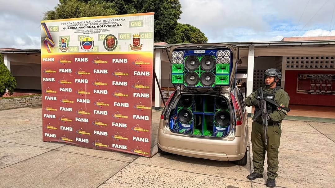 Retienen vehículo por contaminación sónica en Ciudad Bolívar