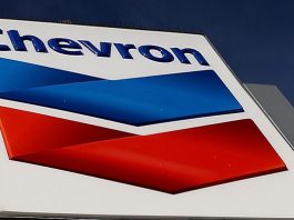 Chevron discute con Gobierno de EEUU ampliación de su licencia para operar en Venezuela